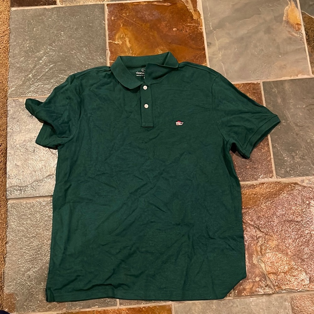 Size M Christmas whale vineyard vines polo